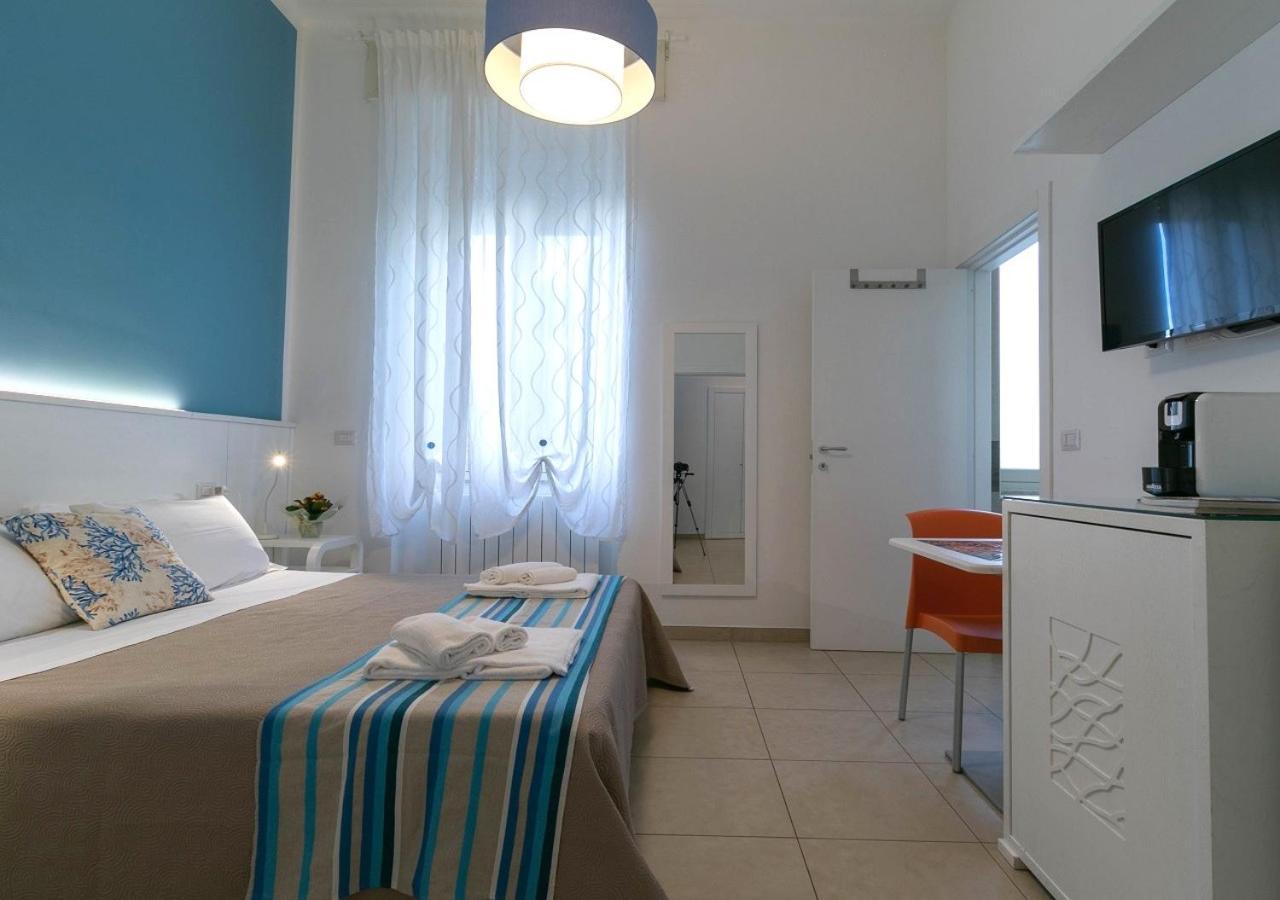 Fronte Mare Rooms By Salentolimit Porto Cesareo Ngoại thất bức ảnh