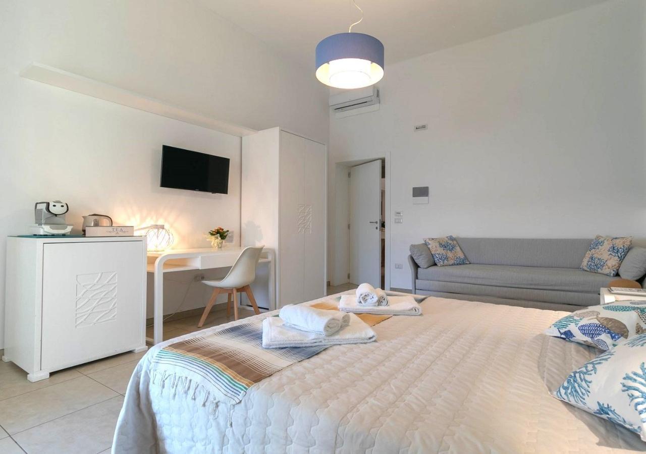 Fronte Mare Rooms By Salentolimit Porto Cesareo Ngoại thất bức ảnh